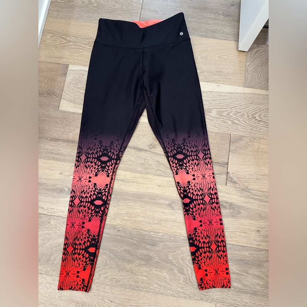 Pure Barre leggings size Large great condition
